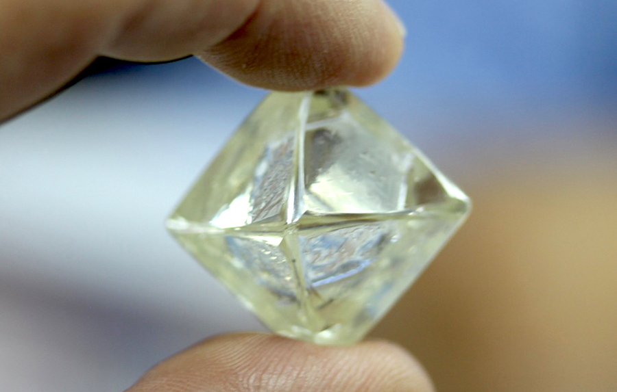 Rare green diamond found at Diamcor’s South African project